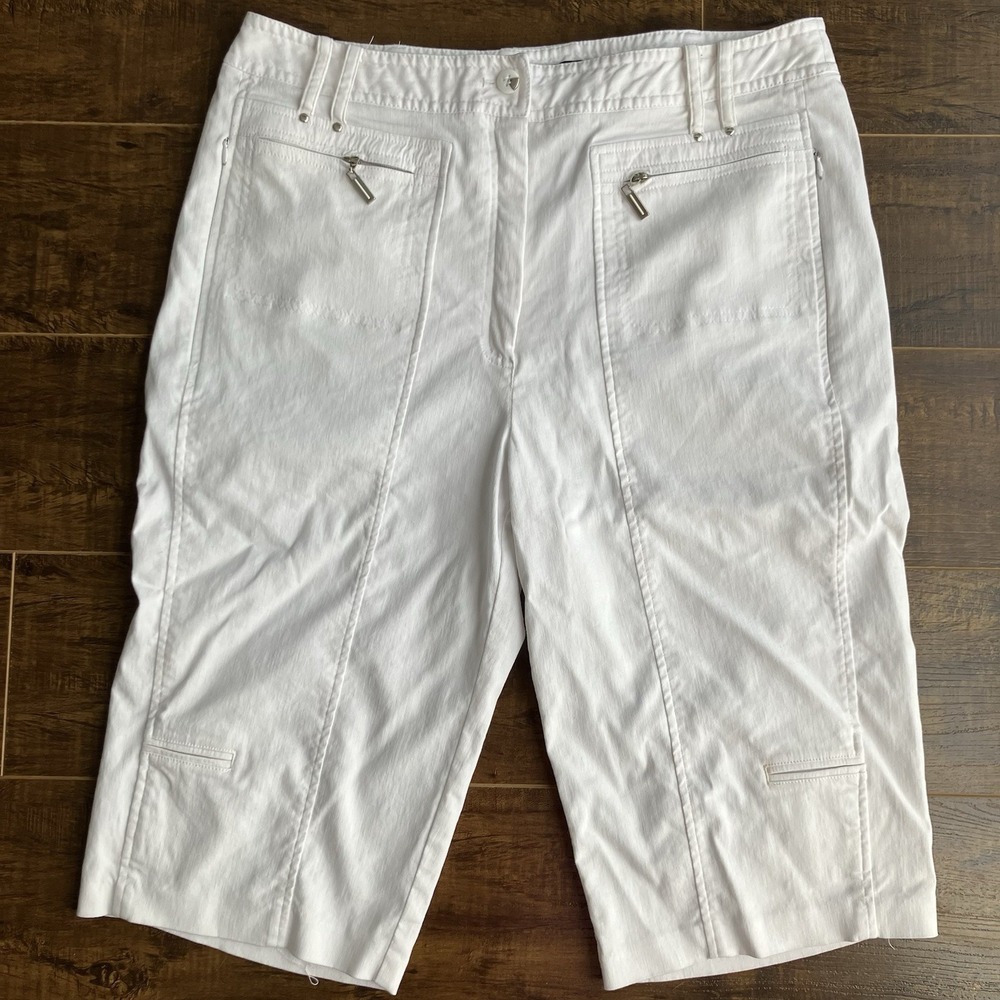 Jamie Sadock Womens Size 10 Golf Shorts White Zipper Pockets 12" Rise & Length